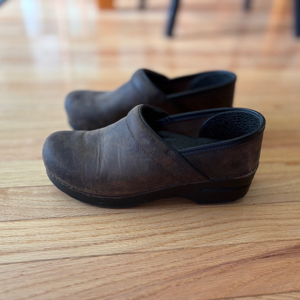 Dansko clogs vintage brown size 29 wide